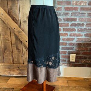 BonWorth Black Floral Embroidered Sequin Midi Skirt Sz M – Boho Layered Hem